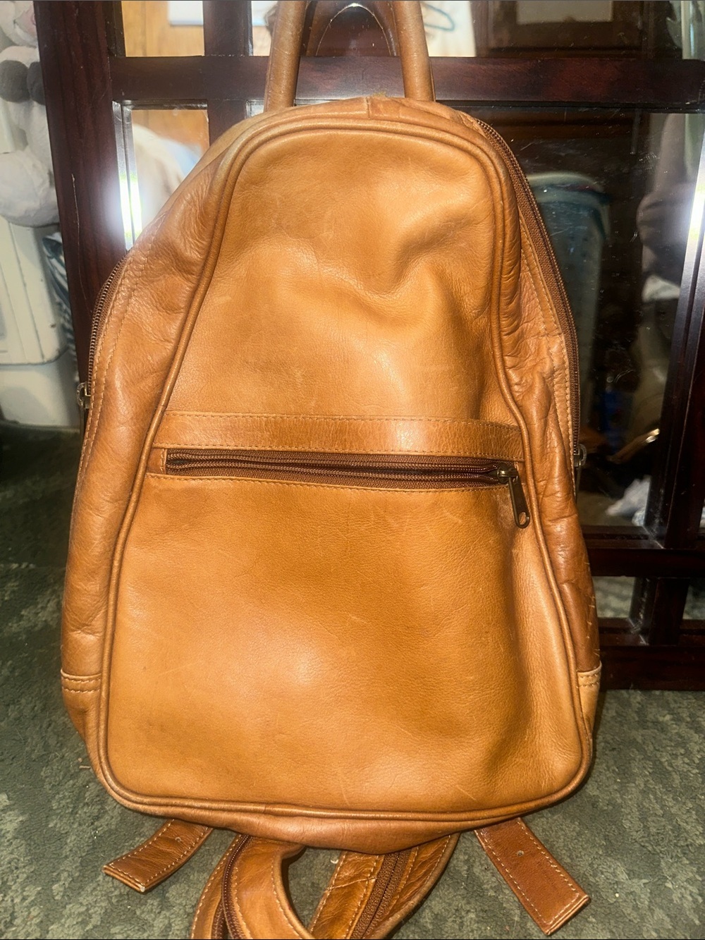 Vintage Boulder Ridge Tan Leather Backpack with Front Zip Pocket